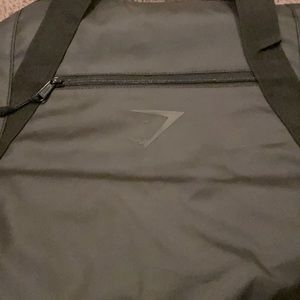 Gymshark barrel bag black